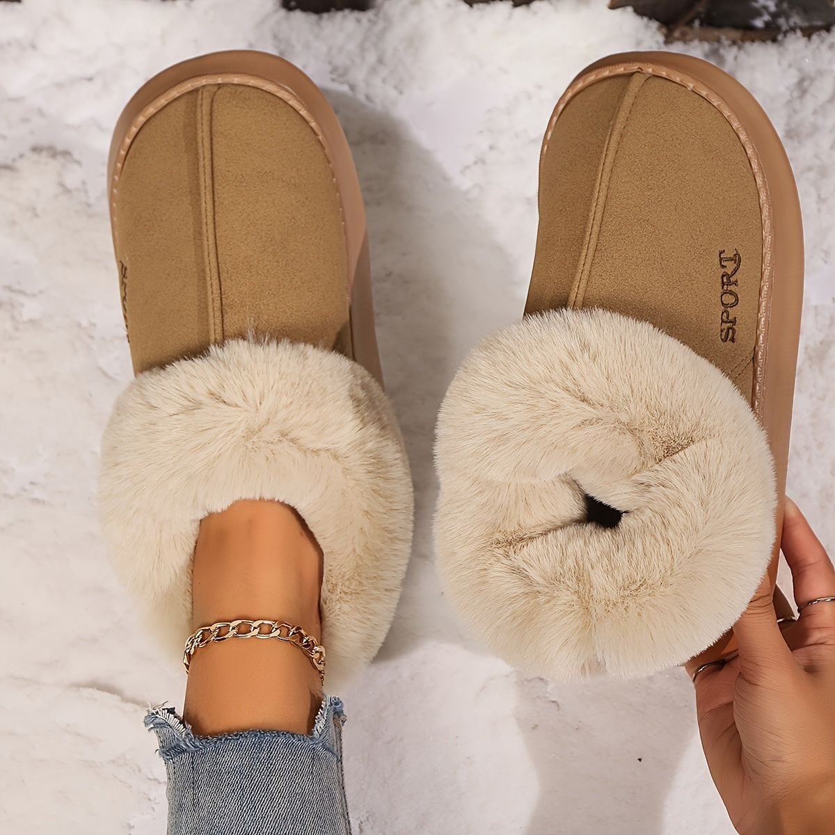 Women Cozy Faux Fur Non- Slip Platform Slipper Shoe
